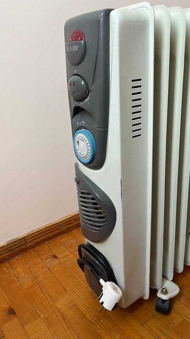Масляный обогреватель Frelle с таймером и вентилятором
