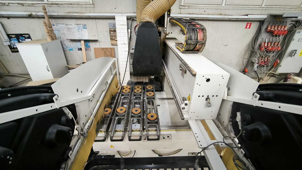 Utilaj CNC prelucrare lemn, PAL, MDF – SCM Tech 99