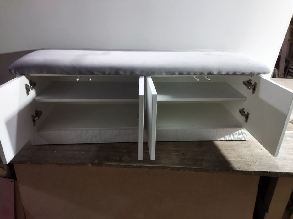 Обувница мягким сиденьем