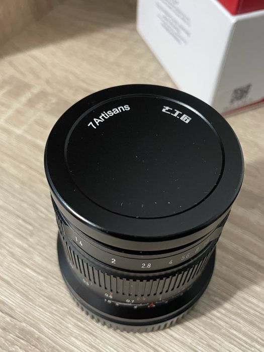 Canon EOS R50 55мм обектив