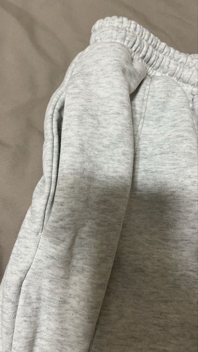 хлопковые серые штаны от lime