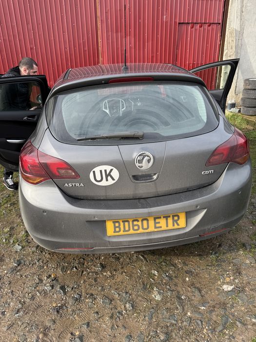 Haion opel astra j 2011