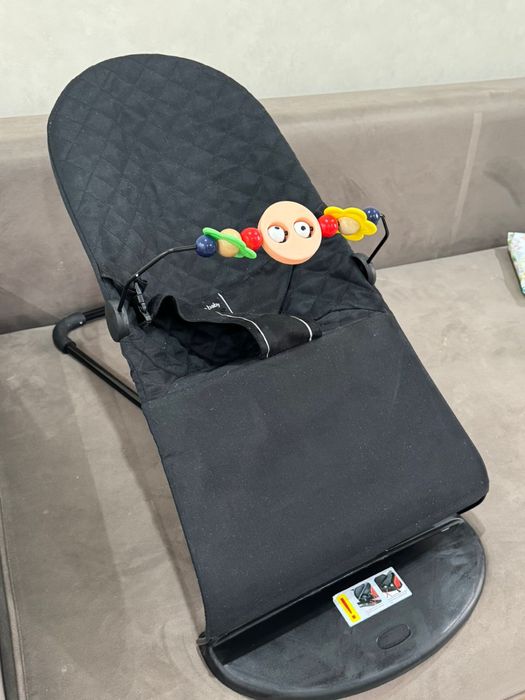 Продам шезлонг и игровой коврик