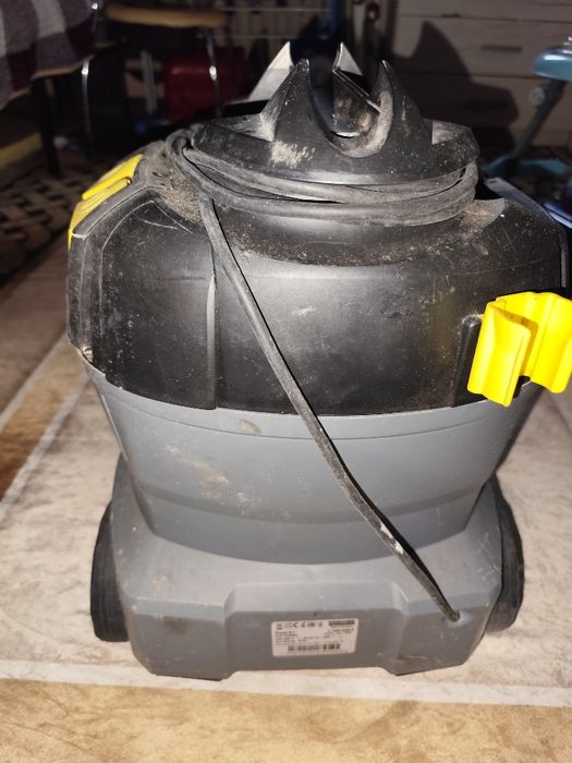 Продам моющий пылесос