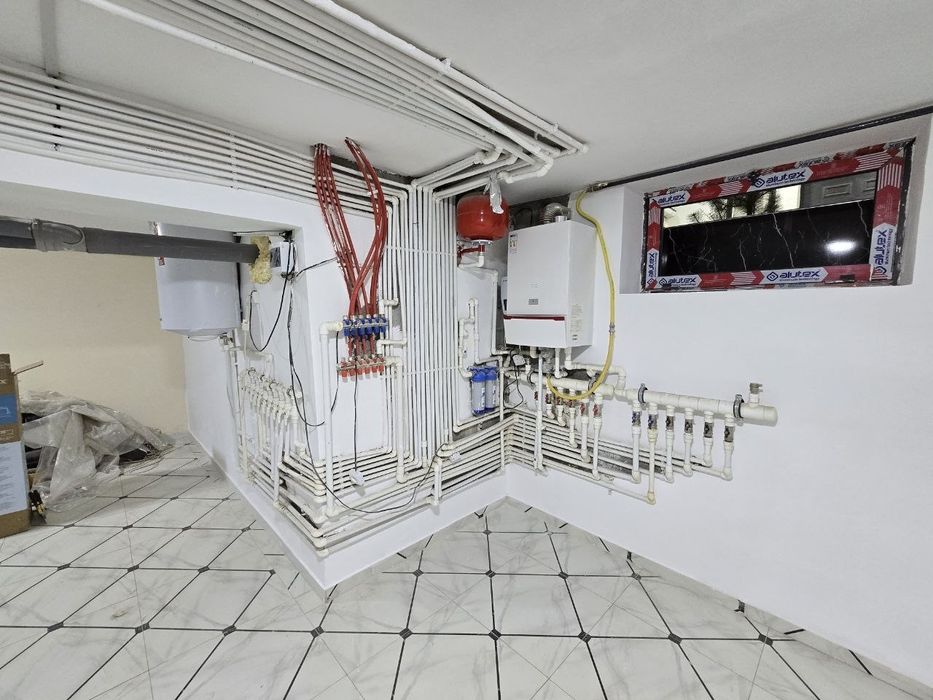 2чи бекат метро Янги дархон 2.5 суту олдида парковка