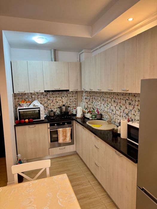 Apartament 2 camere Cosmopolis cu vedere la Piscina