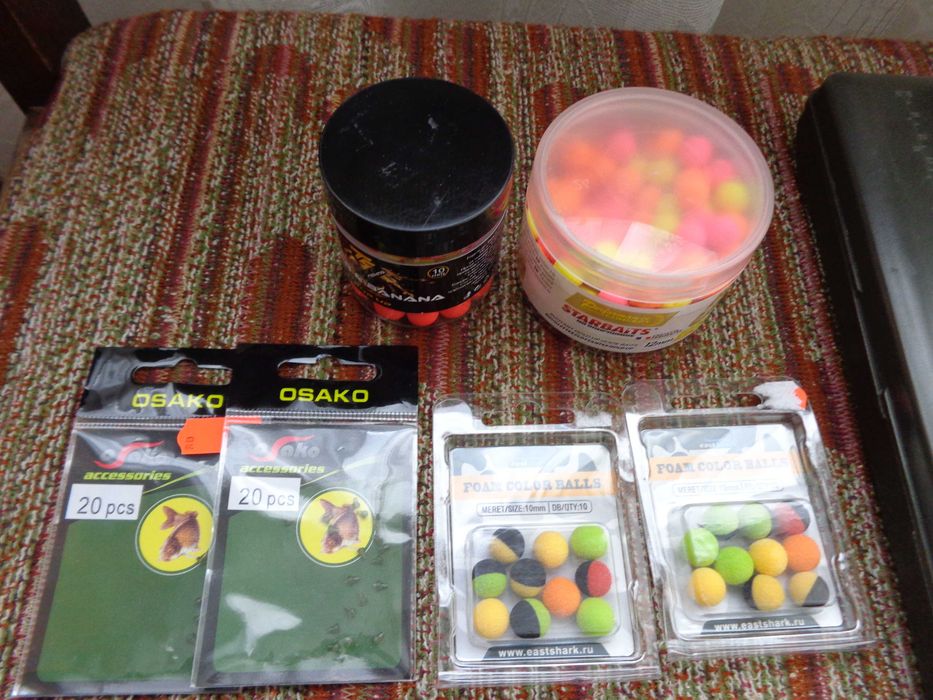 Кутия,повод KATRAN,Pop-Up топчета,задни държачи и протектори.