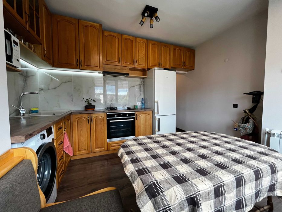 3-стаен тухла, кв. Бичкиня