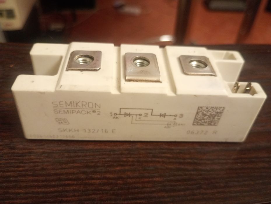 Продам тиристорный модуль SEMIKRON