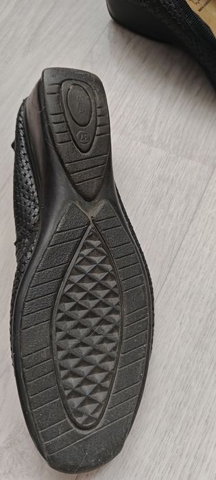 Кожаные балетки.