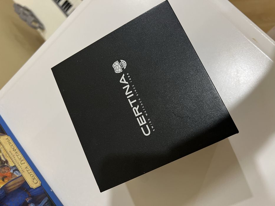 Швейцарские часы Certina