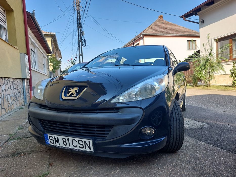Peugeot 206+ 1.1 benzina cu AC