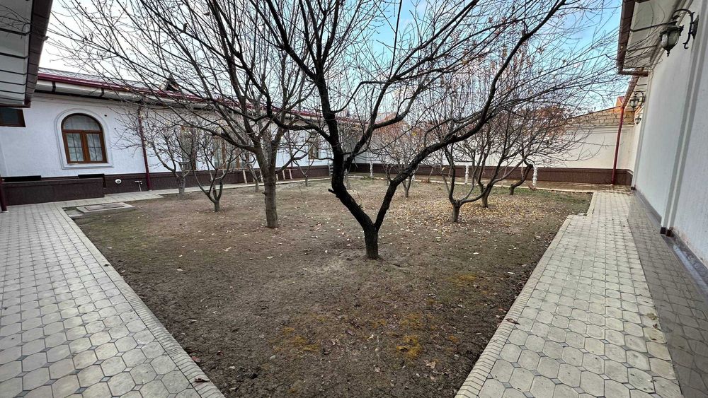 Manzil: M.Ulug’bek tumani, Faravon Hayot 6 сотик 5 хона