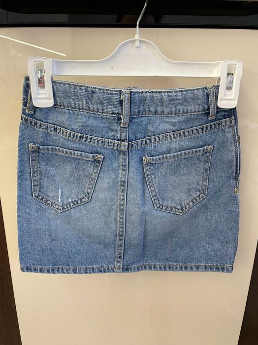 Дънков комплект 6 части – яке, дънки, пола и блузки GAP Kids, 122 см.