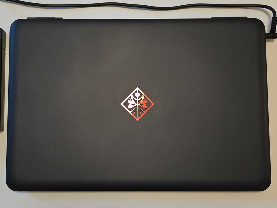 Laptop gaming HP OMEN 15-ax202nq i7-7700HQ GTX 1050 Ti 4GB, 16GB RAM, SSD 128GB + HDD 1TB, baterie noua, Windows 11, FHD IPS, tastatura iluminata