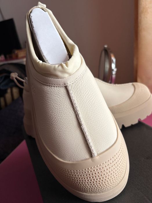 UGG Tasman Weather Hybrid