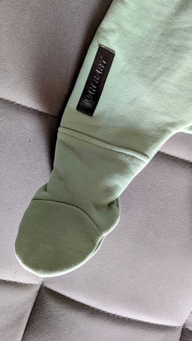 Комбинезон для новорожденных