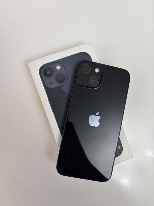 Продам Iphone 13.