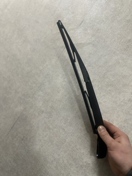 Задний дворник на лексус и прадо