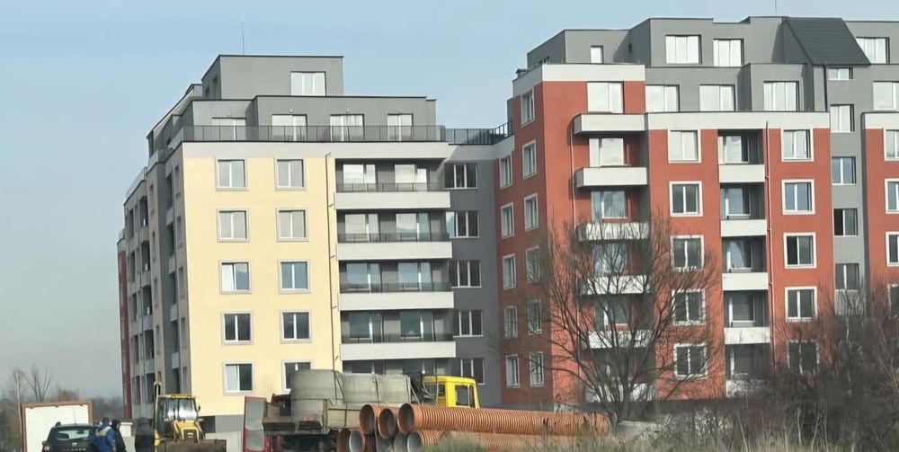 3 стаен апартамент в София