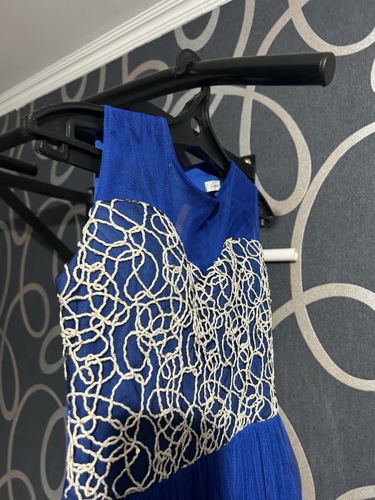 Вечернее платье. В отличном состоянии