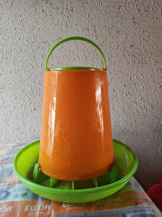 кормушка жожа  ва парандалар учун