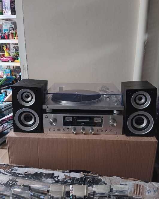 Комплект грамофон и усилвател GPO - PR 100/200