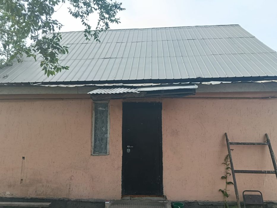 Продам дом на стройматериалы
