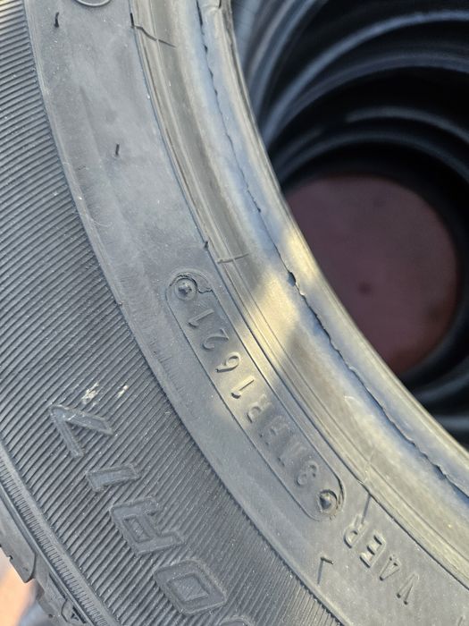 Гуми 215/60/17 дот21