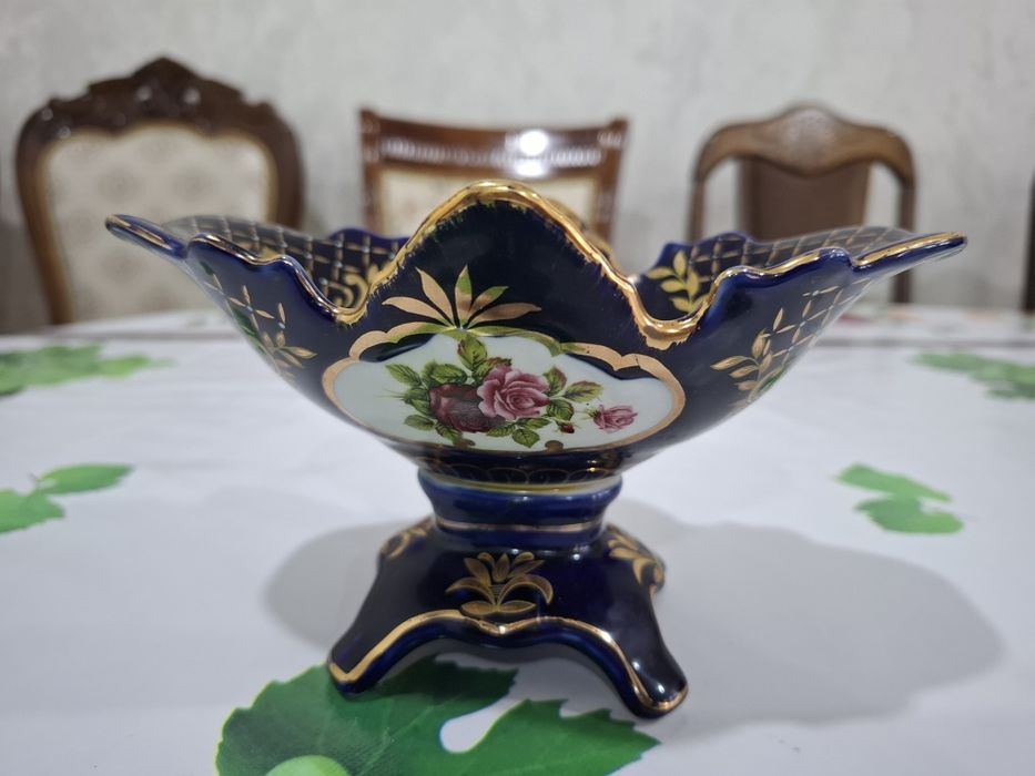 Продам  конфетница  "Мадонна "