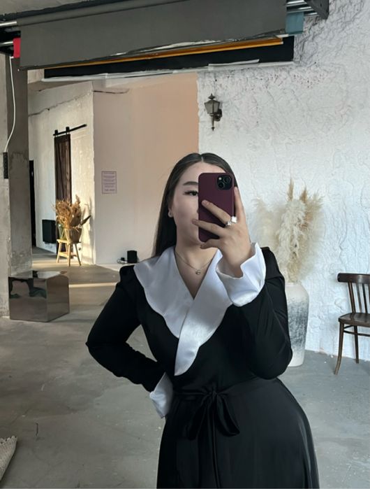 Вечернее атласное платье