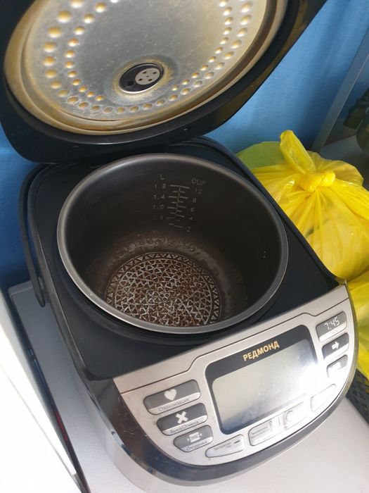 Мультиварка редмонд RMD-M70