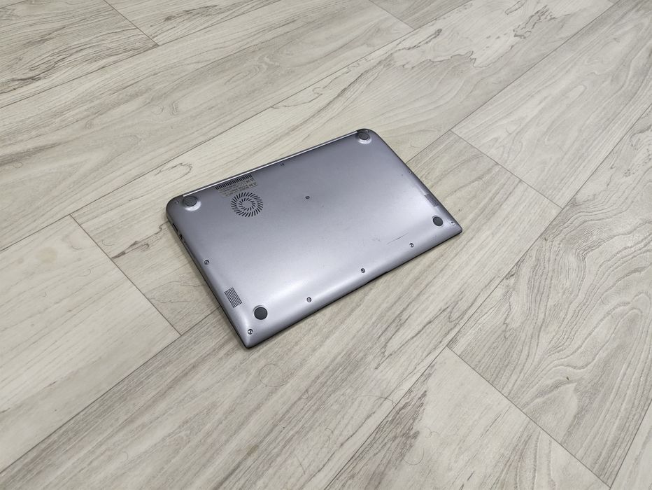Toshiba Dynabook I7 8/256Gb