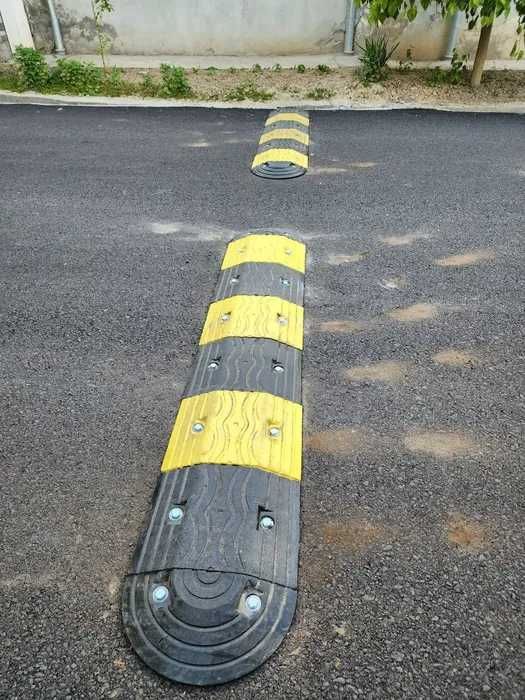 Лежачий полицейский