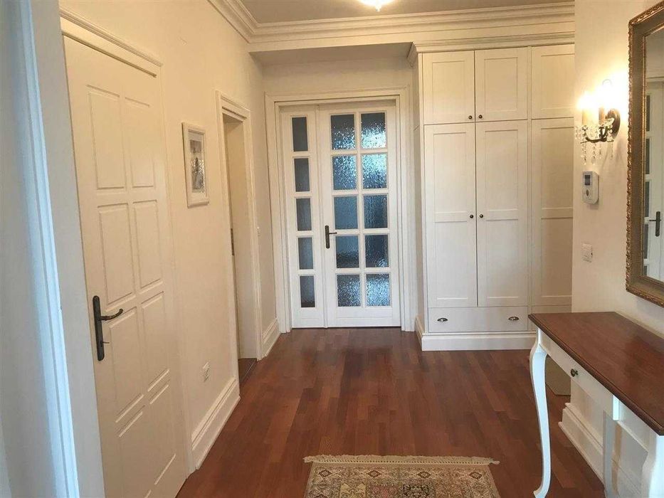 Дава се под наем Двустаен апартамент в Бургас, Лазур - 60 кв.м за 204 € - Снимка #3