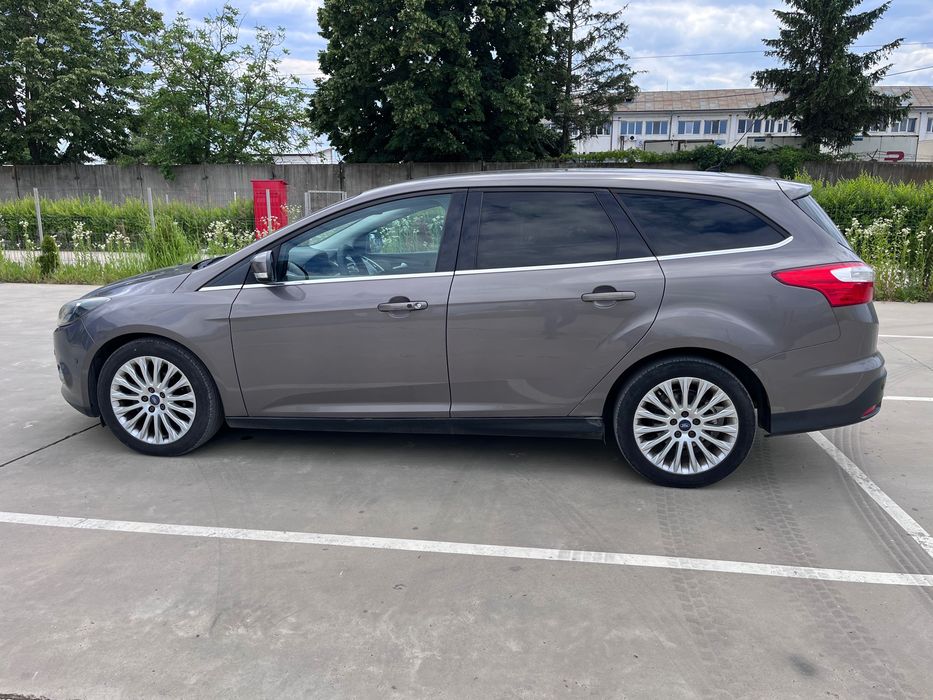 FORD Focus 2013 — imagine 4