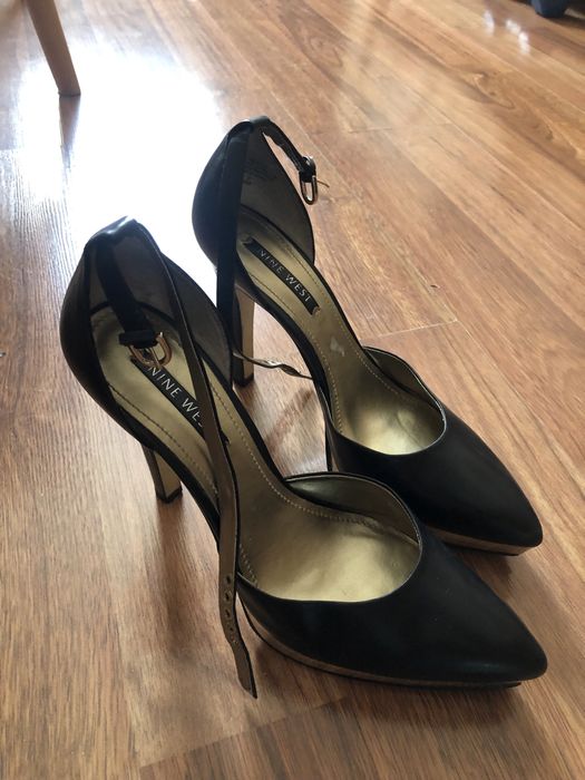 Продается женская обувь