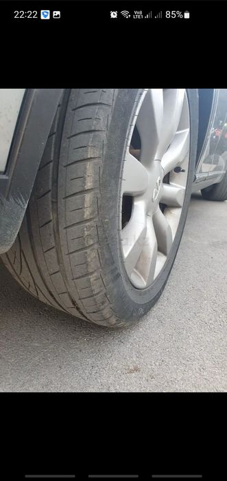 Продам резину  в хорошем  состояние