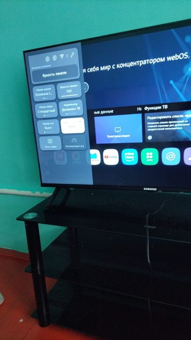 Самсунг
Samsung j