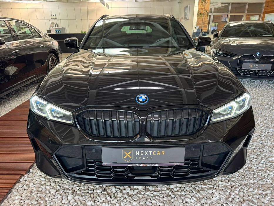 BMW Seria 3 2023 — imagine 2