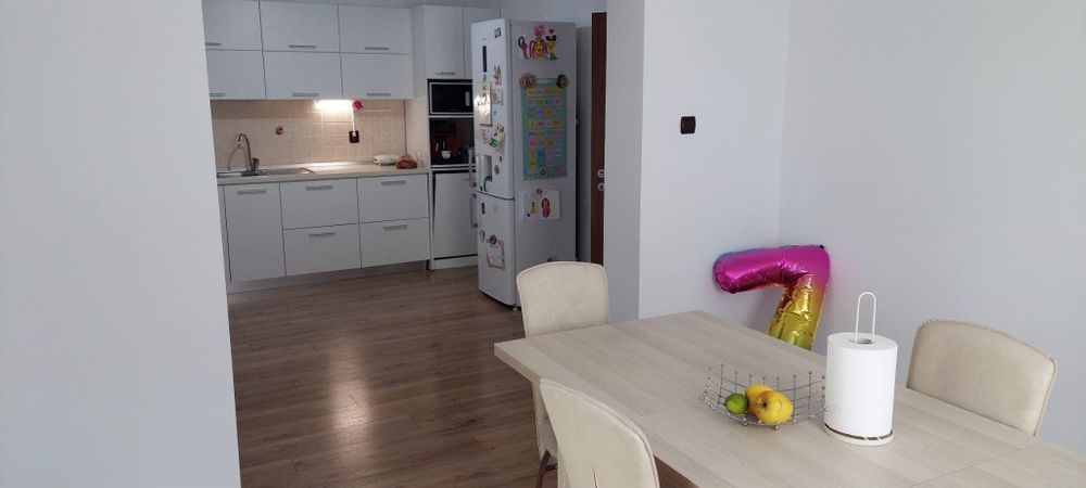 Vand casa constructie noua + teren intravilan in com.  Valea Calugareasca (intrare, str.Tudor Arghezi), 15 min din centrul Ploiesti..