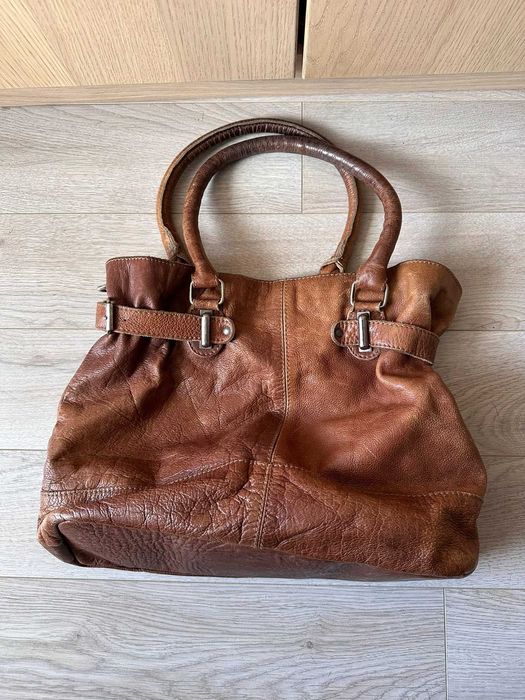 Дамски чанти Coccinelle, BRIC'S, LLOYD,  B-bags, M&Molt, LOUBS и др.