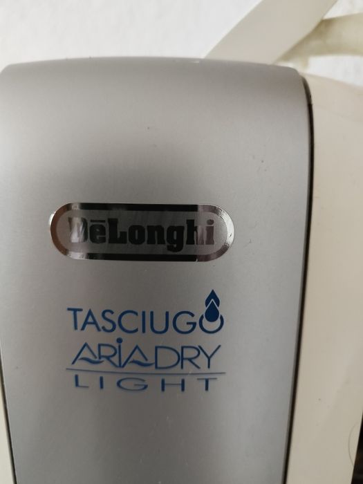 Комбиниран влагоабсорбатор, йонизатор, озонатор и пречиствател на възд