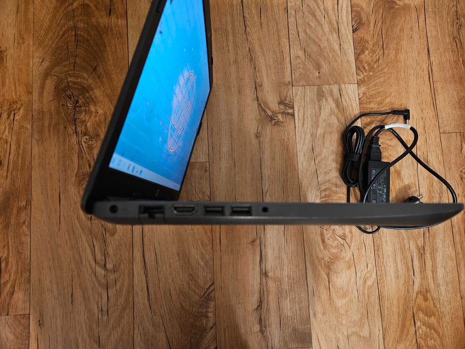 Продам современный ноутбук HP 255 G7