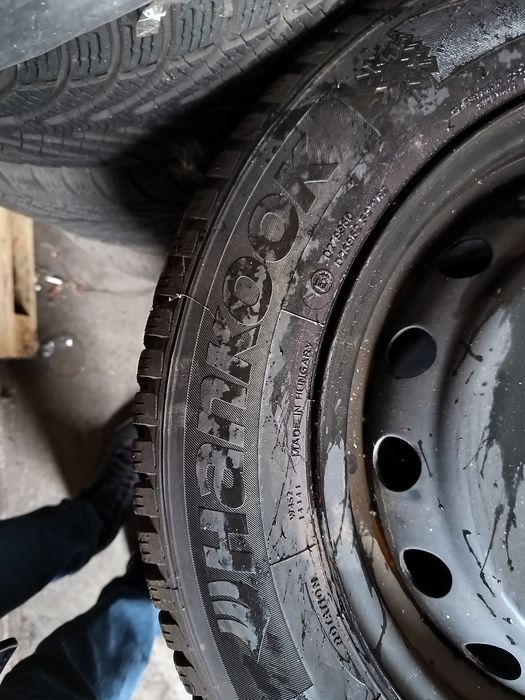 Vând roti Hyundai in 4 prezoane