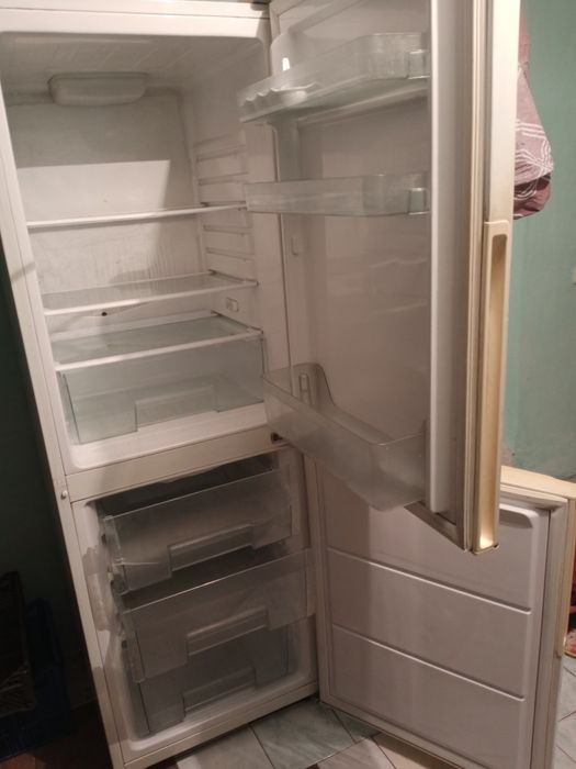 Холодильник Samsung