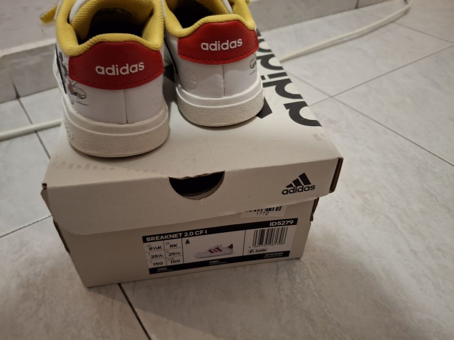 Маратонки adidas