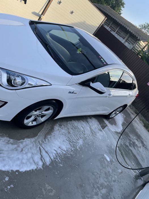 HYUNDAI i40 2012 — imagine 4