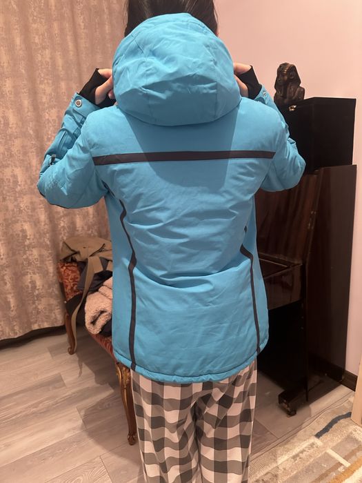 Продам куртка зимние