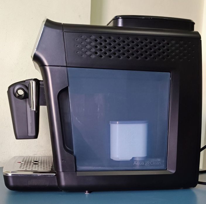 Kofe mashinka Phillips 2231